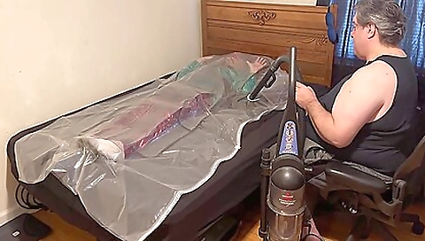 Smoking mistres plumber client and foot girls in the bathroom Smoking mistres plumber client and foot girls in the bathroom