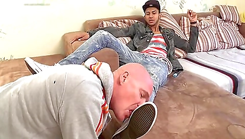 Mas stabor monsterc fucked by a younger fortunate Mas stabor monsterc fucked by a younger fortunate