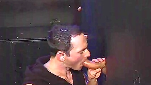 Mature slut takes it up the ass Mature slut takes it up the ass